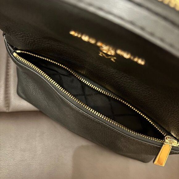 MICHAEL KORS Valerie Medium Pebbled Leather Backpack - Monogram - FREE SHIPPING - Picture 4 of 8